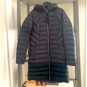 Lulu lemon two toned down filled black jacket